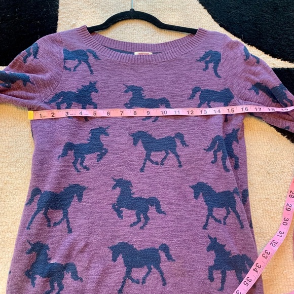 Mossimo Crewneck  Horse Shirt Xsmall. Purple. - Picture 2 of 9